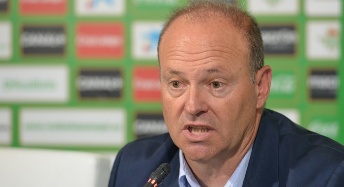 MelRuedadePrensa.jpg.700x380 q85 crop-center