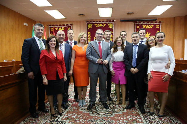 equipo-gobierno-2015-y-antonio-maillo