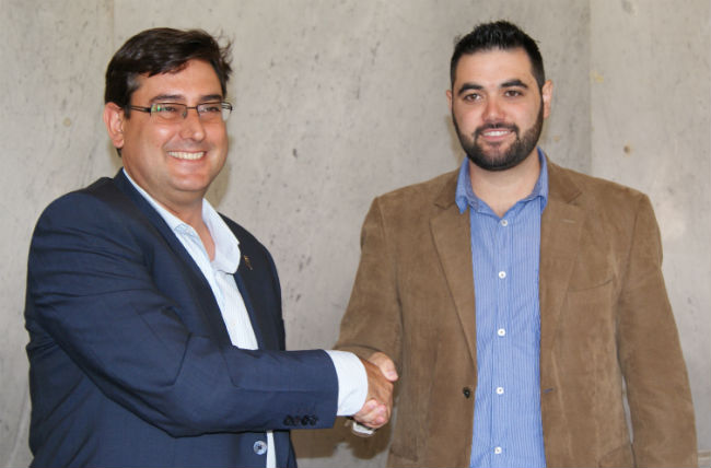 villalobos-psoe-girao-iu-acuerdo-gobierno