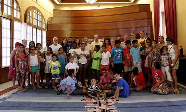 visita-saharauis-parlamento-ok