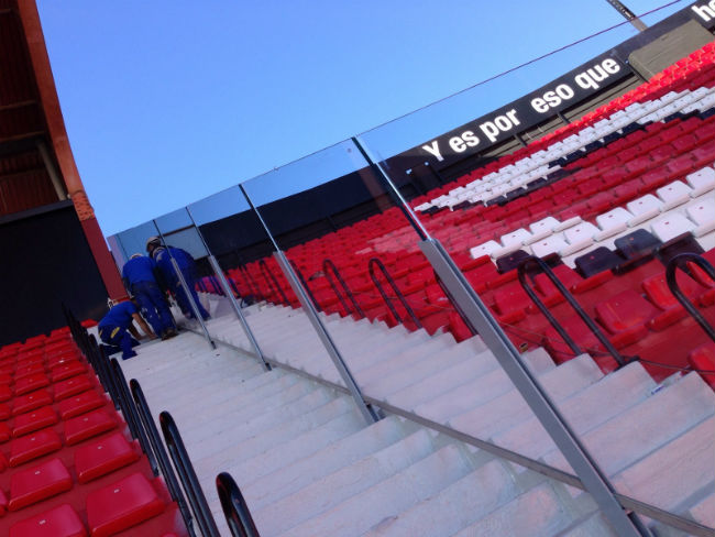 cristaleras-sanchez-pizjuan-jose-carlos-gonzalez