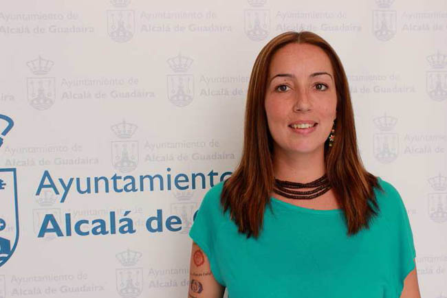 La concejal de Alcalá Puede, Jésica Garrote, hace unos meses en el Ayuntamiento de Alcalá