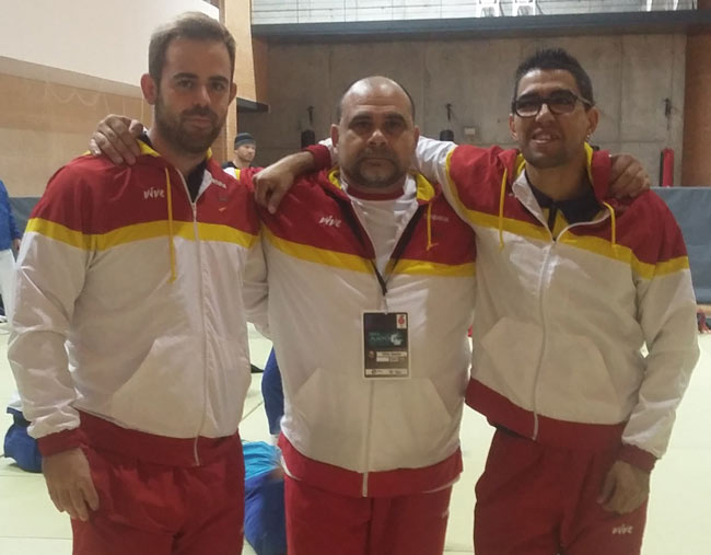 judoka-paralimpico-abel-vazquez-izq