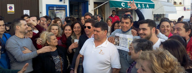 osuna-celebracion-2premio-2015-rosagarciacab-twitter