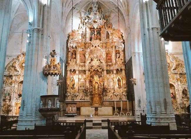 iglesia-santa-maria-interior