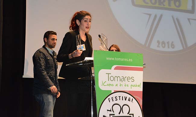 entrega-premio-corto-apolo81