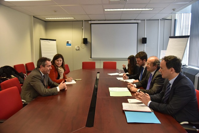 espadas-reunion-bruselas