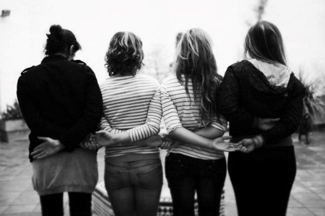 mujeres-espaldas