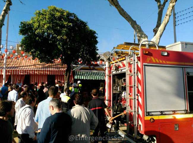 bomberos-en-caseta-feria