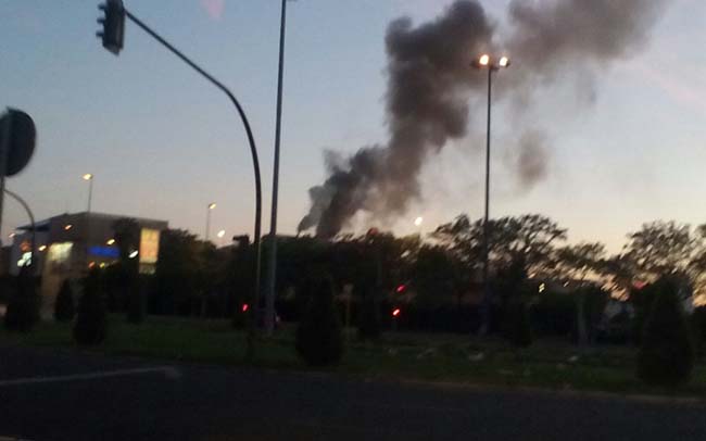incendio-centro-comercial-los-arcos