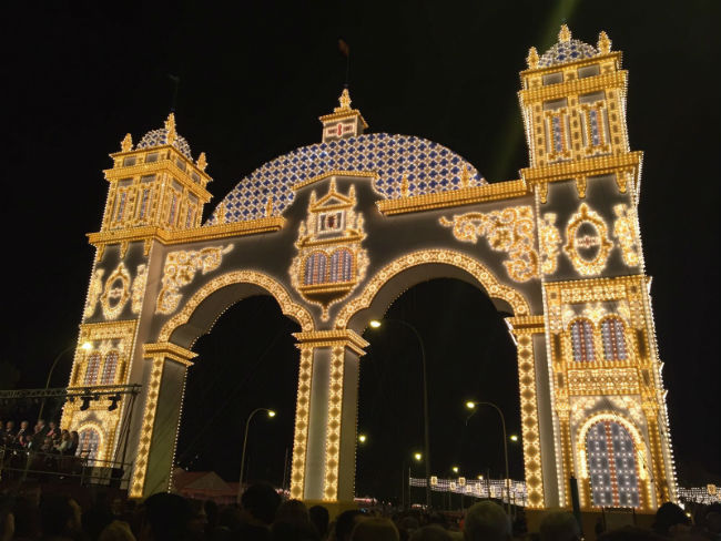 portada-iluminada-feria-sevilla-16-candela-vazquez