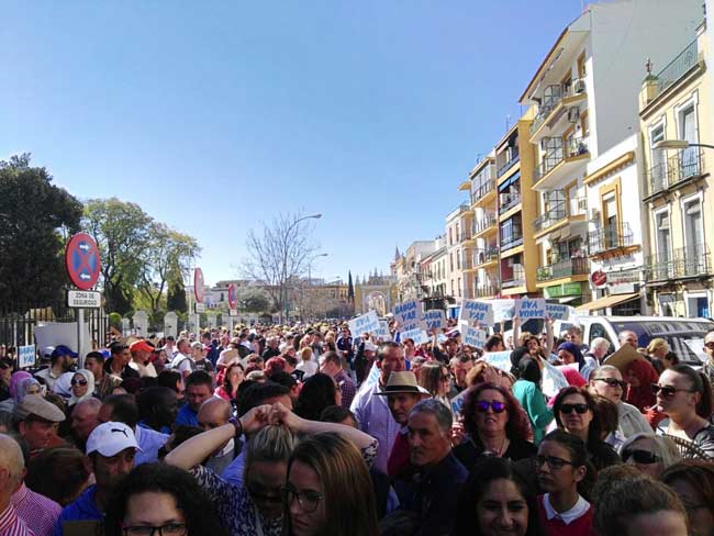 protesta-parlamento-regadios