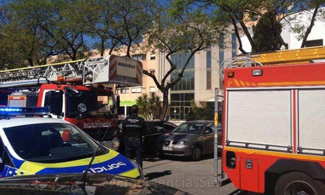 bomberos-avenida-innovacion-sevilla-emergencias