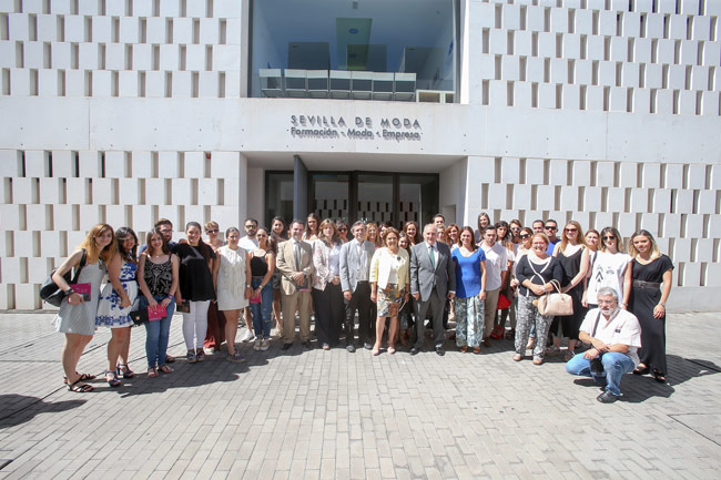 Foto-Castreno-desfile-Cervantes-Parque-Arte-Sacro-2