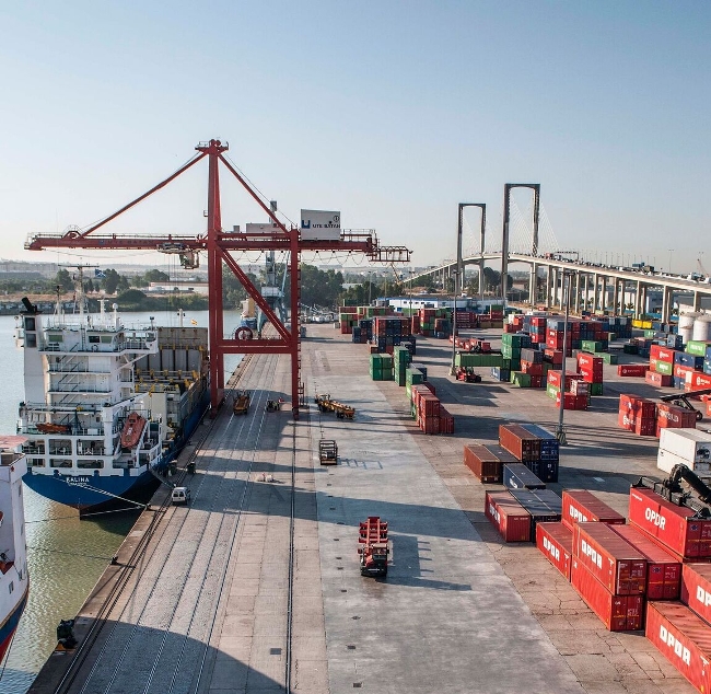 contenedores-puerto-sevilla