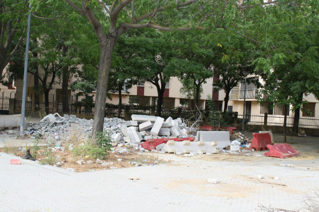 iu-centro-mayores-construccion-paralizada