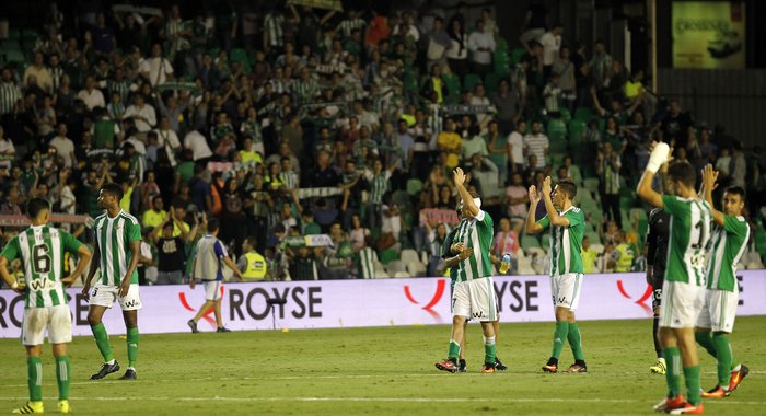 Betis - Malaga - fernandoRuso- 071.jpg.700x380 q85 crop-center