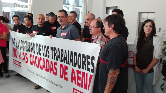 bomberos-aeropuerto-encierro