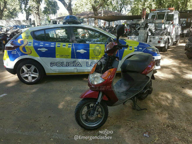 ciclomotor-robad-emergencias-sevilla