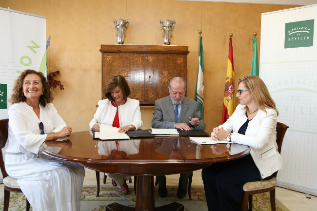 villalobos-sanchez-rubio-firma-drogodependencia-sevilla
