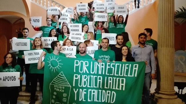 encierro-docentes-iu