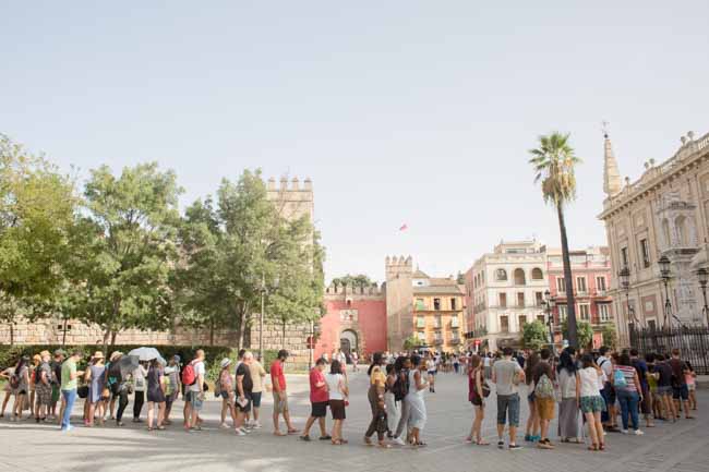 Alcazar cola de turistas Fco amador