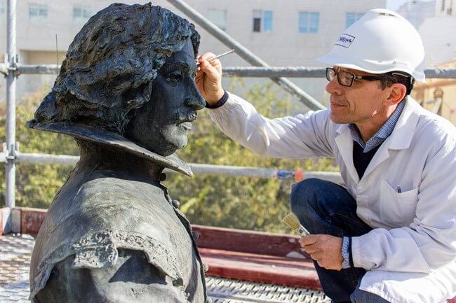 velazquez-sevilla-cultura-estatua-restauracion