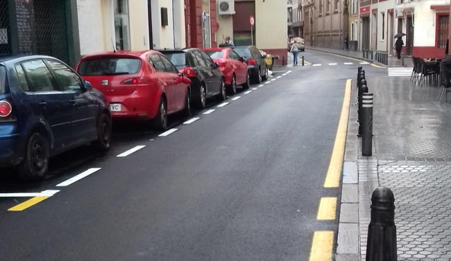 Imagen que presenta la calle Trajano tras su repavimentación