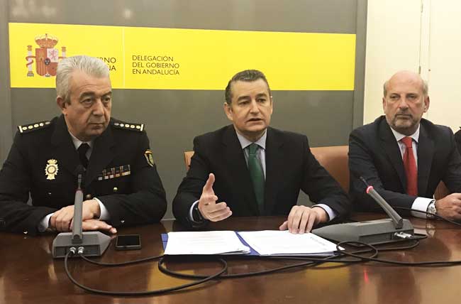 Antonio Sanz, esta mañana, durante la rueda de prensa