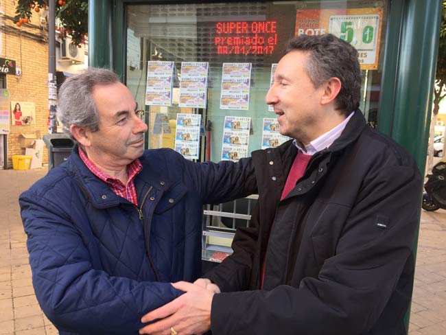 vendedor-suelzado-de-la-once