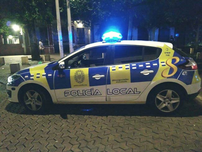 coche-policia-alameda