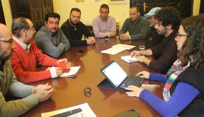 iu-y-participa-estibadores-pleno