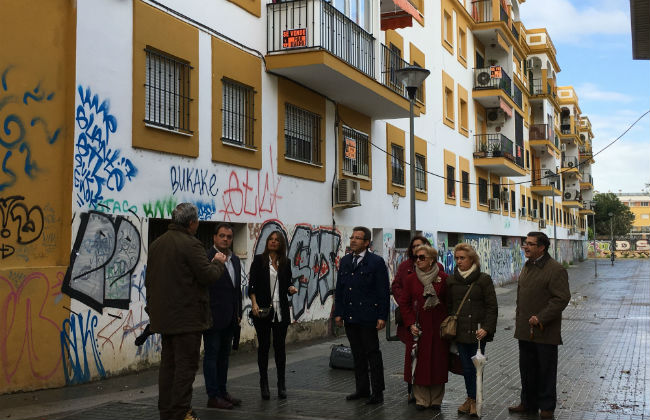 FOTO VISITA MACARENA TRES HUERTAS