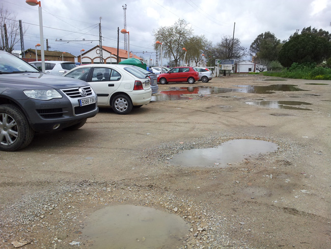aparcamientos-estacion-de-tren-de-los-rosales