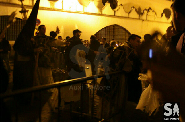 avalancha-auxipemore-red