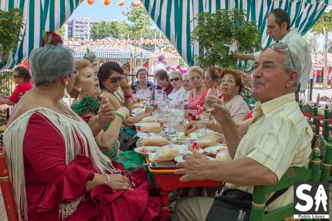 caseta-turistas-01-pablo-lopez