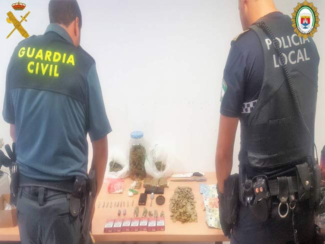 ACTUACION-Policia-local-Guardia-Civil-desmantelacion-punto-venta-droga-23-6--2017
