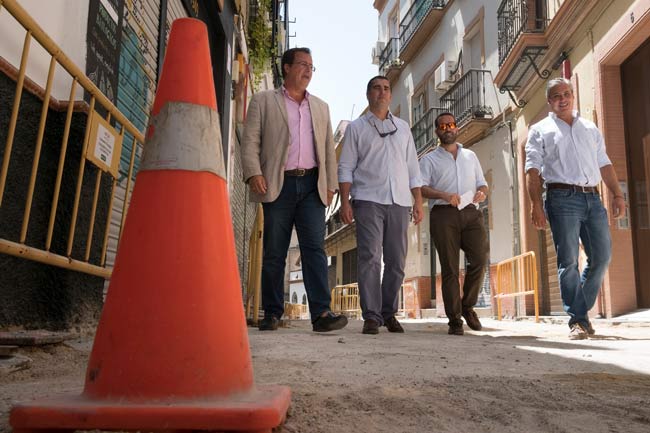 Foto-Cabrera-calle-Amargura