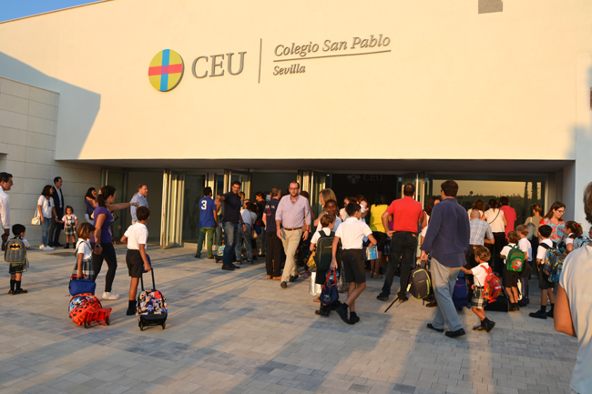 colegio-pablo-ceu-sevilla