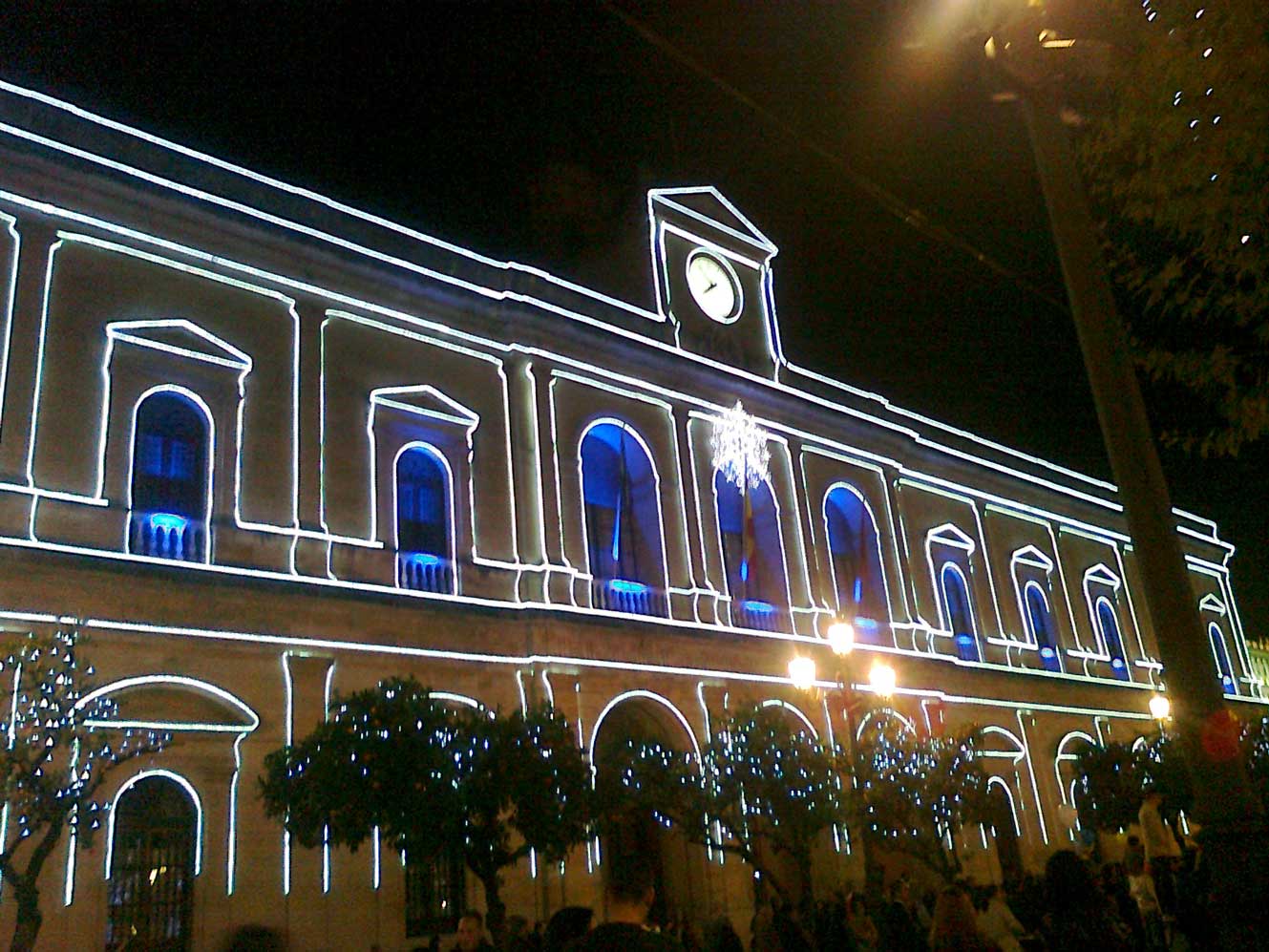 Fachada en Navidad de Ayuntamiento de Sevilla