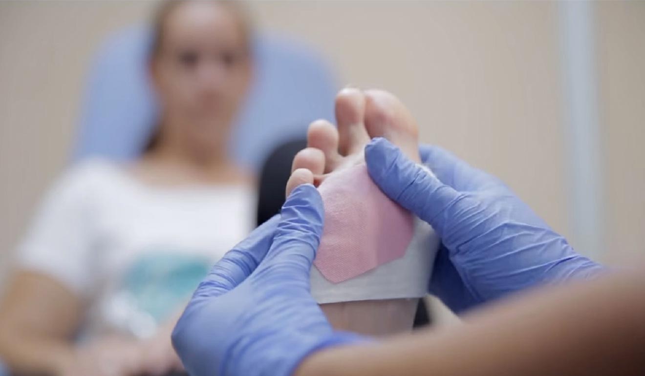 Podólogo en su ejercicio profesional / SA