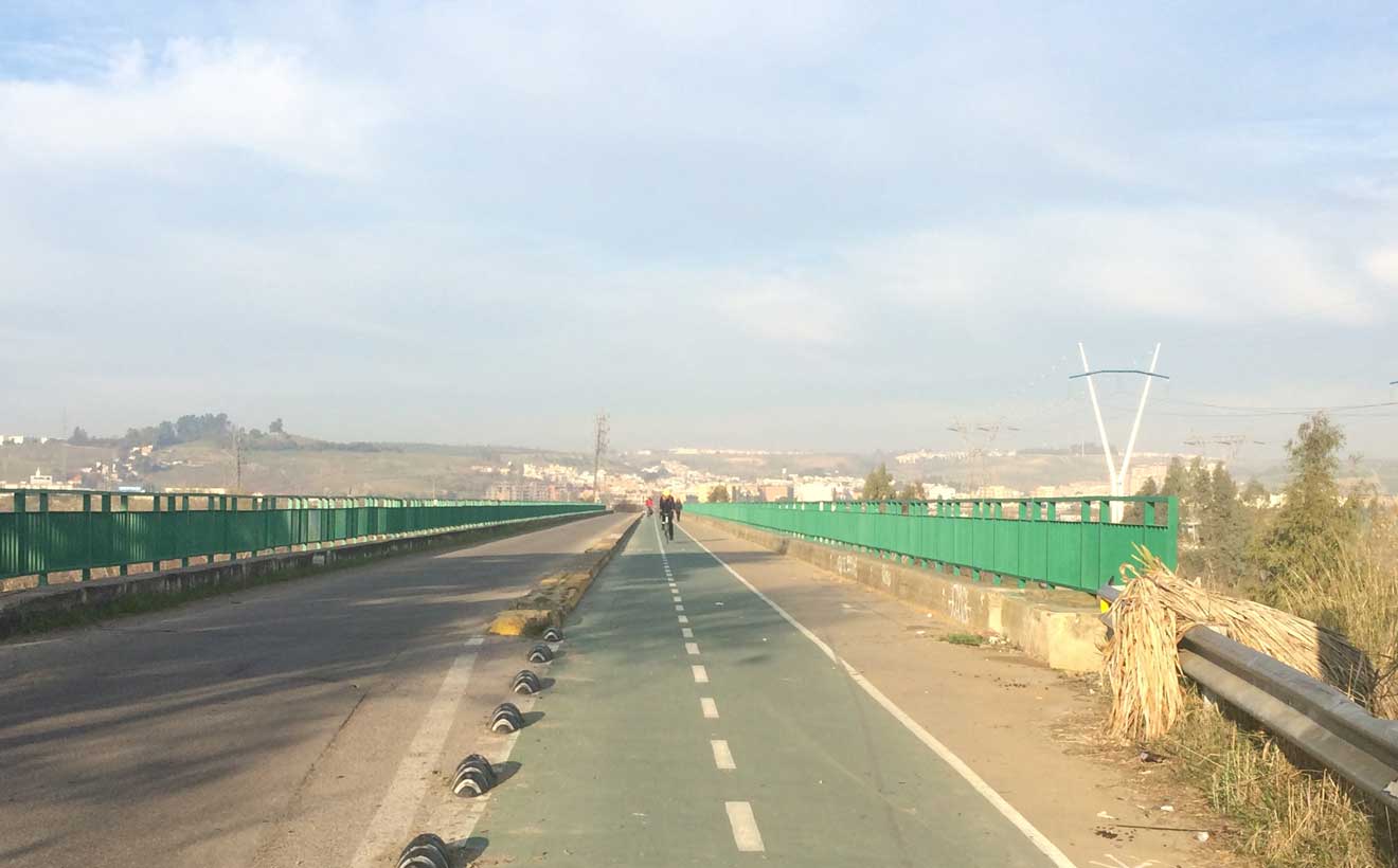 Imagen del Puente de la Señorita que une Camas con Sevilla / SA