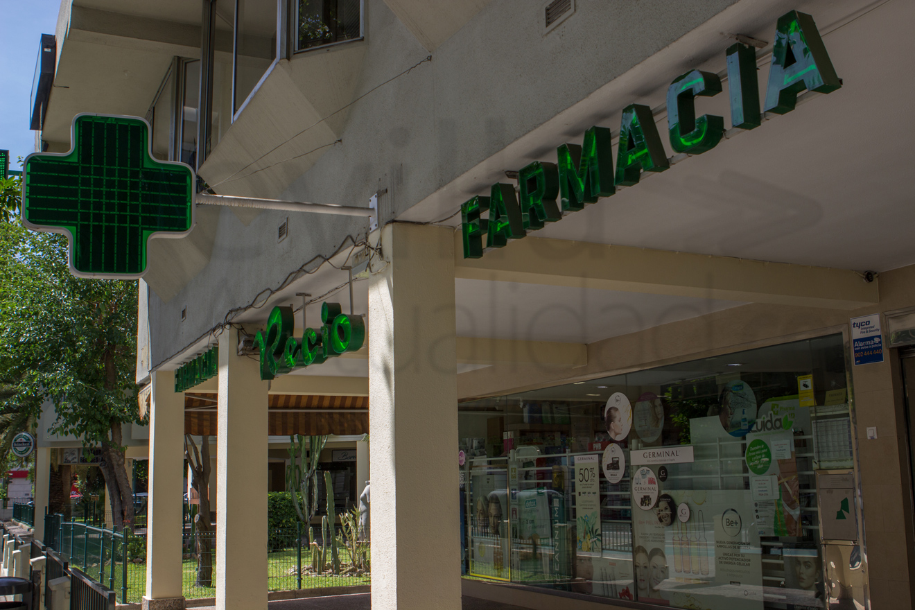 Farmacias-Pablo-López-2