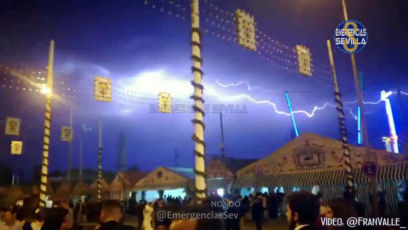 Viernes de Feria con rayos /@FranValle