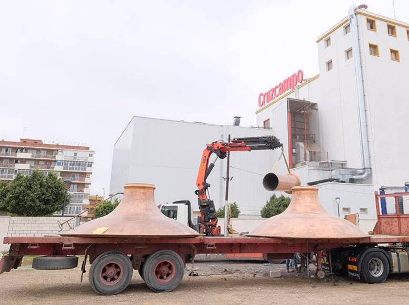 traslado de las calderas de Cruzcampo /Heineken
