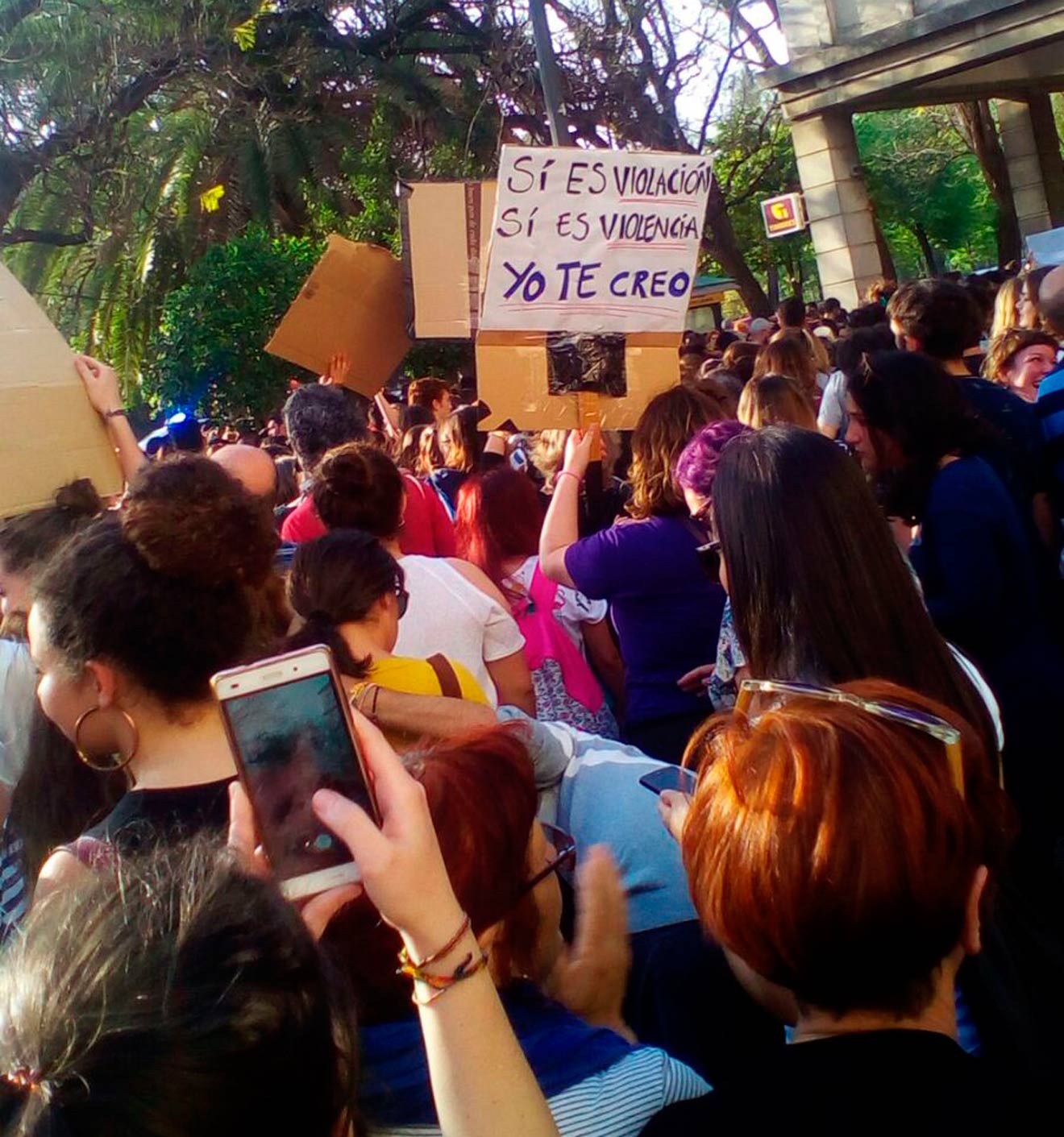 Concentración en Sevilla contra la sentencia de La Manada /María García Pérez
