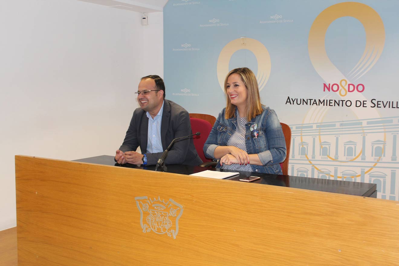 Presentación de las becas de idiomas para jóvenes /Ayto. Sevilla