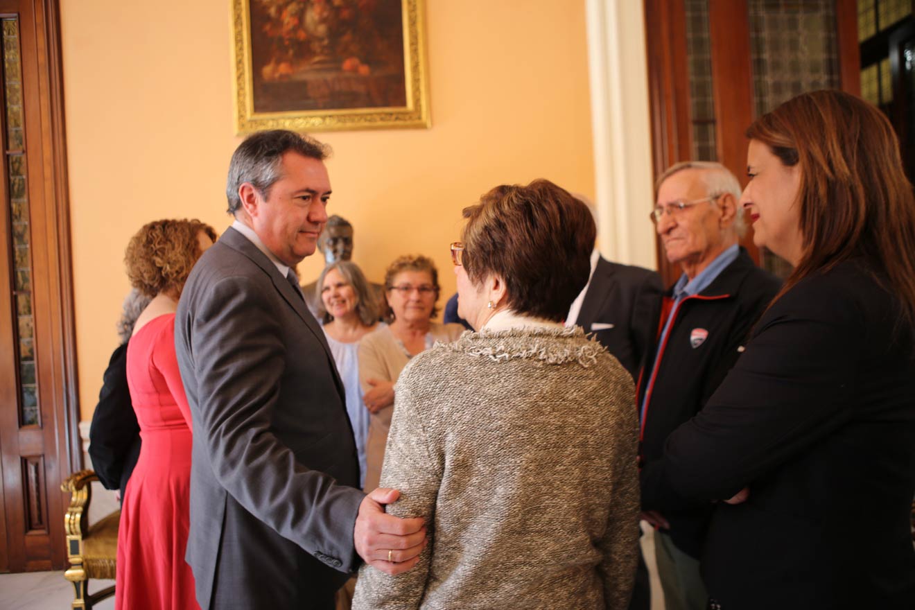 Acto de homenaje a represaliados franquismo y Guerra Civil /Ayto. Sevilla