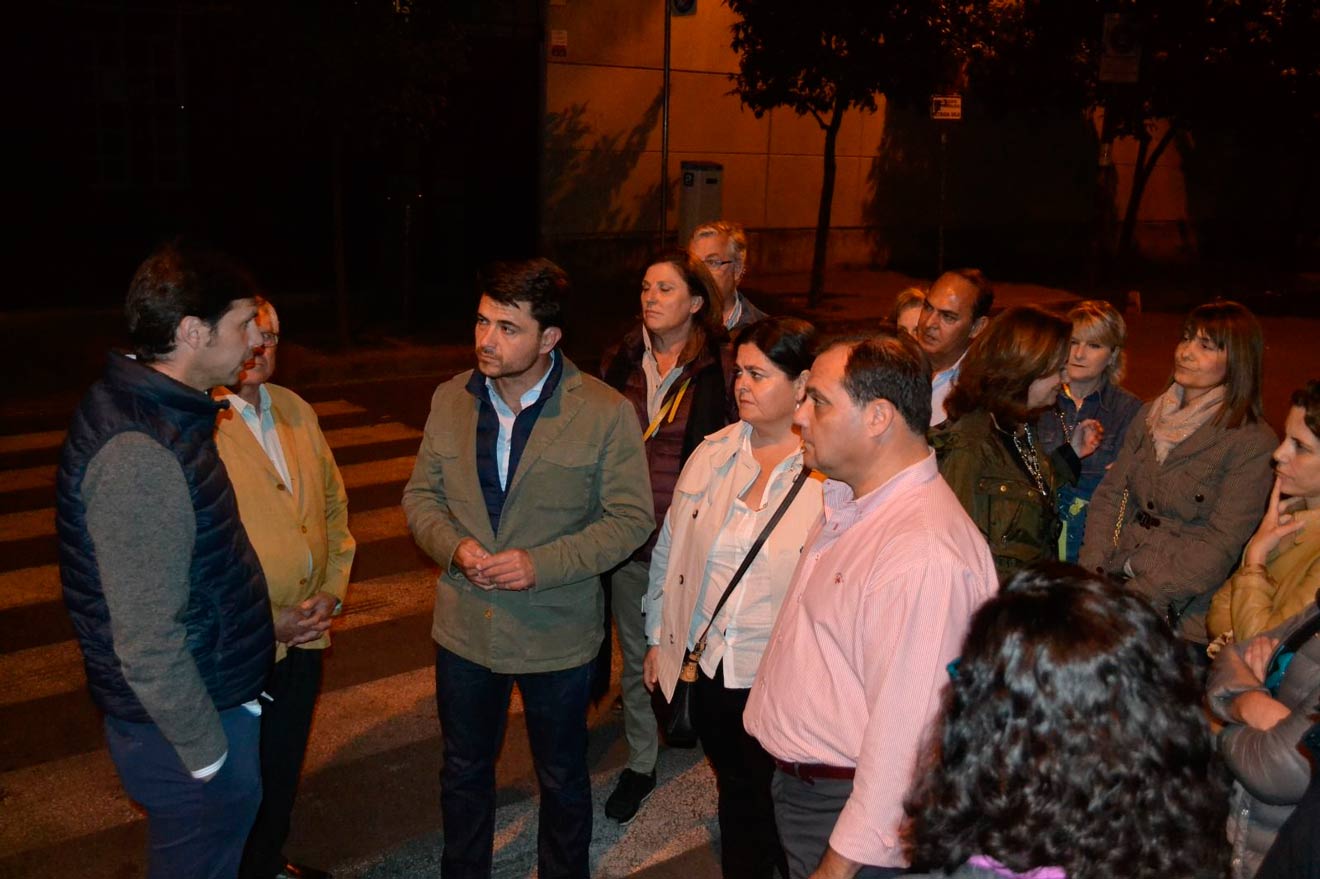 Beltrán Pérez visita la botellona de Viapol /PP