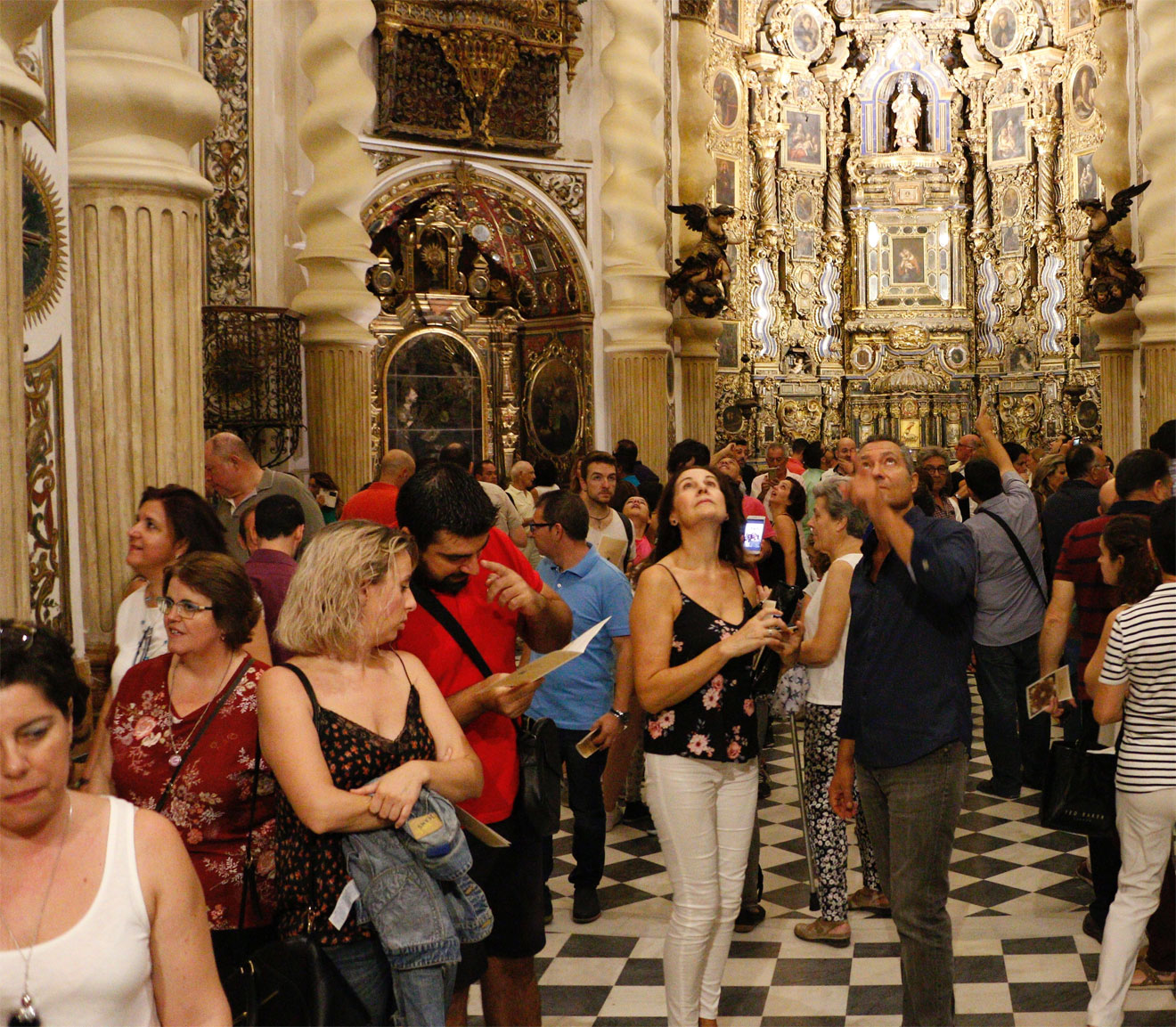 Público en San Luis de los Franceses en la Noche en Blanco de 2017 /SEM